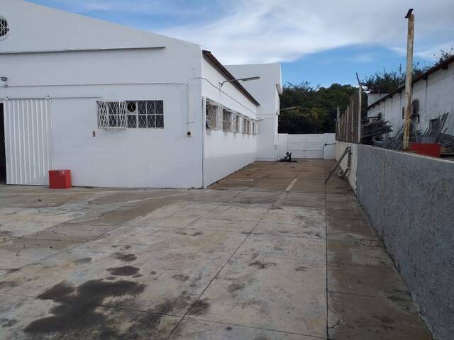 #13 - Sala para Venda em Maputo - Maputo