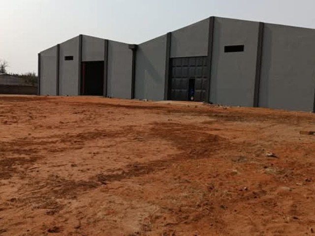 #14 - Sala para Venda em Matola - Maputo