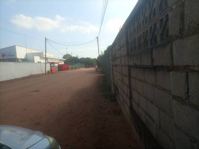 Venda em Malhampsene - Matola
