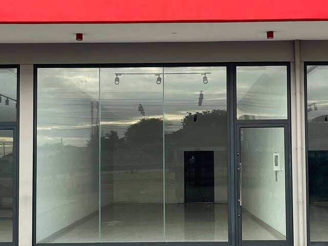Ponto Comercial para Arrendamento em Maputo - 4