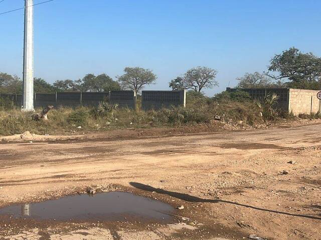 Área para Venda em Matola - 4