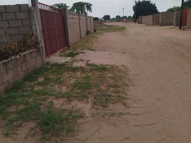 Terreno para Venda em Matola - 2