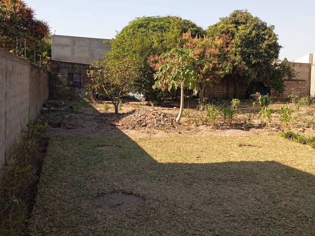 Área para Venda em Matola - 5