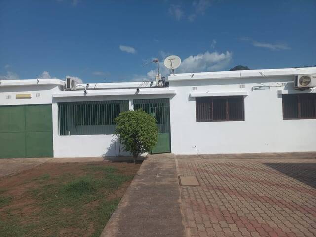 Venda em Bairro Malhampsene - Matola