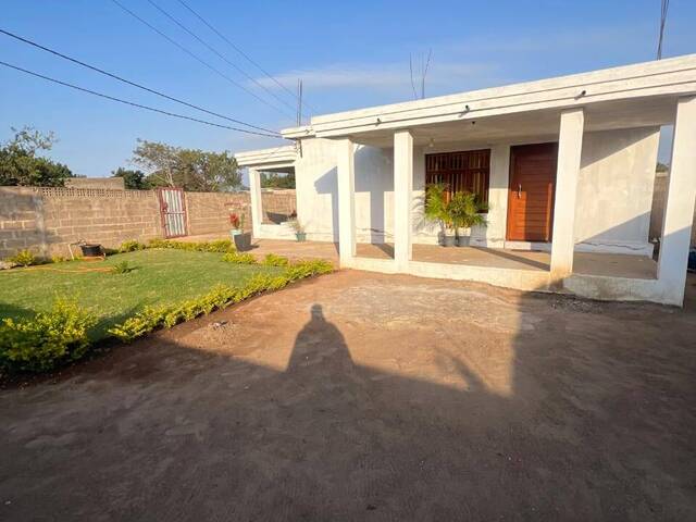Venda em Bairro KM-16 - Matola