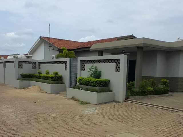 Venda em Bairro Tchumene-01 - Matola