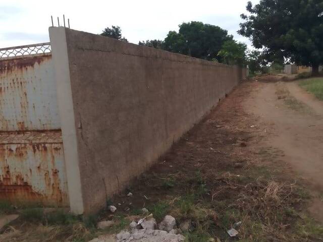 Terreno para Venda em Matola - 3