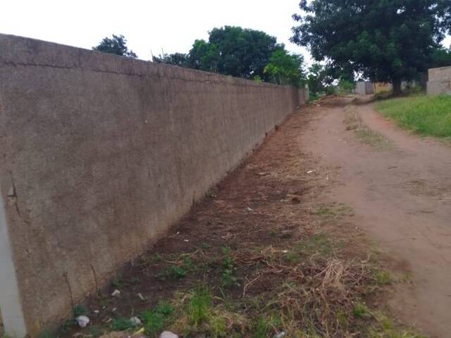 Terreno para Venda em Matola - 5