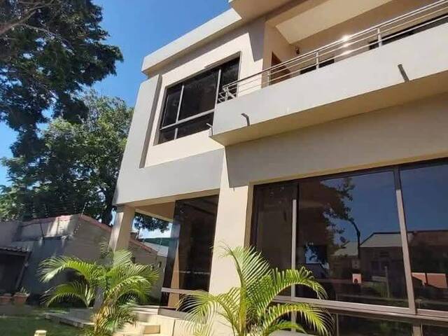 #183 - Moradia para Venda em Maputo - Maputo - 2