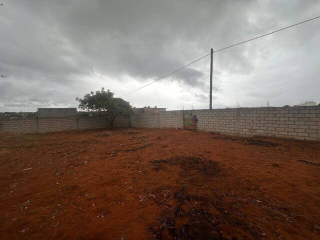 Terreno para Venda em Matola - 4