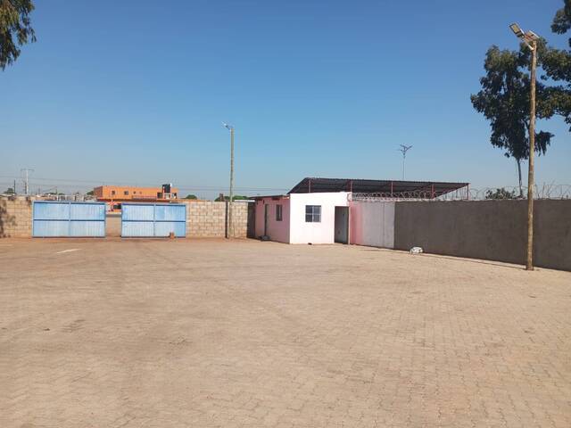 Venda em Bairro Zimpeto - Matola