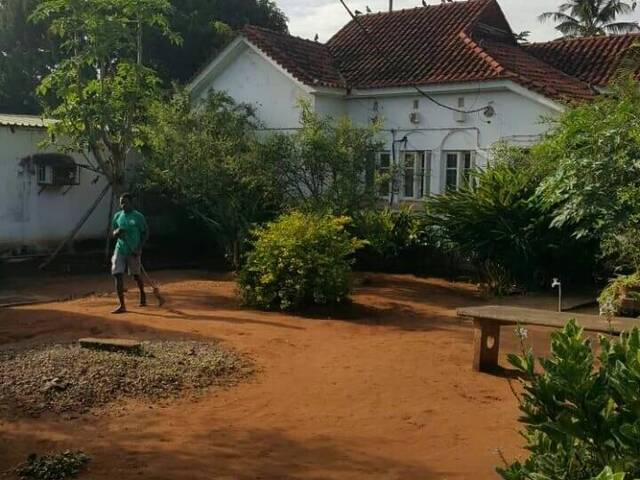 Área para Venda em Matola - 2