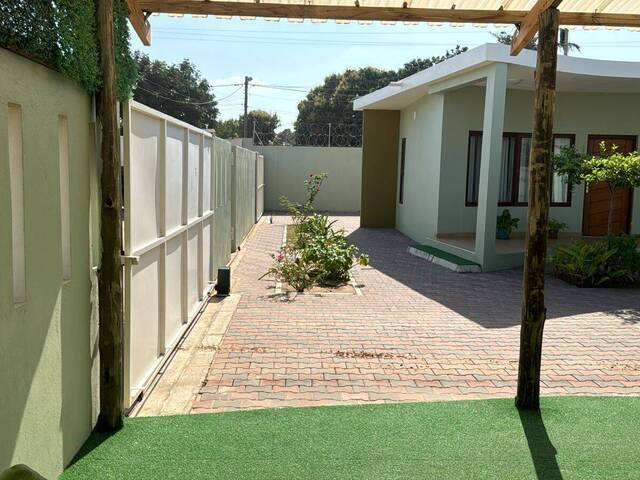 #230 - Moradia para Venda em Matola - Maputo - 1