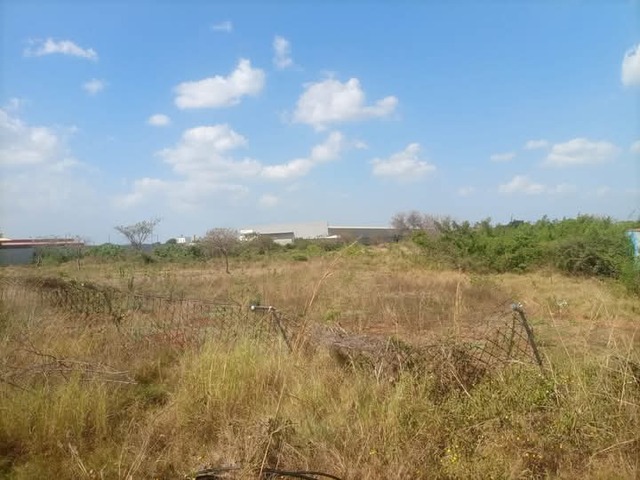 Área para Venda em Matola - 5