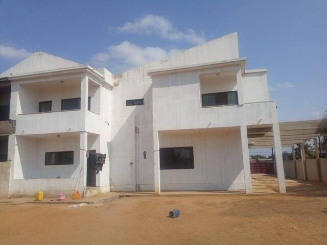 #234 - Moradia para Venda em Matola - Maputo - 2