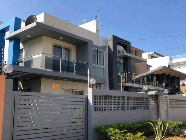 #235 - Moradia para Venda em Maputo - Maputo - 1