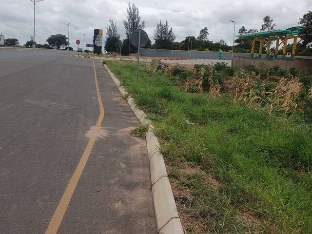 #255 - Área para Venda em Matola - Maputo - 1