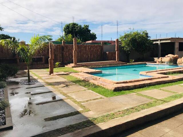 #284 - Moradia para Venda em Matola - Maputo - 1