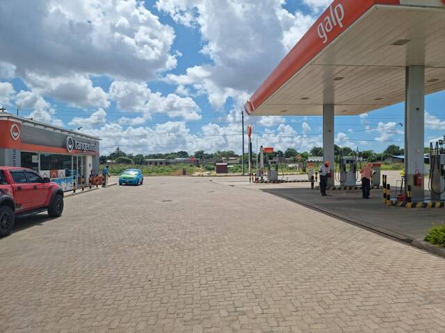 Venda em Machava Socimol Km-15 - Matola