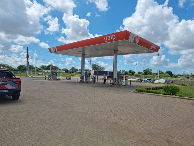#314 - Ponto Comercial para Venda em Matola - Maputo - 2