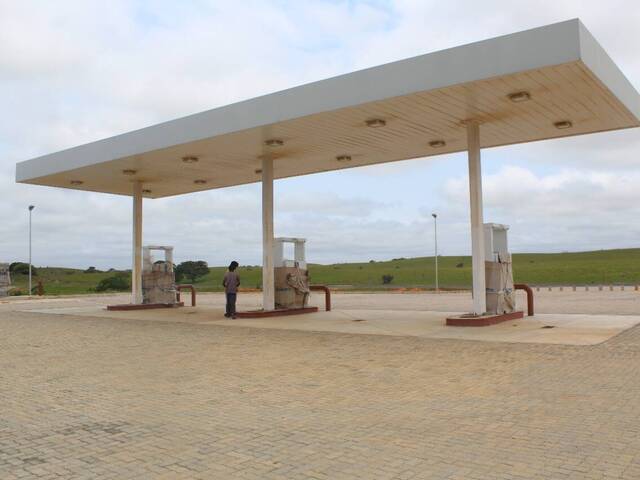 #290 - Ponto Comercial para Venda em Matutuine - Maputo - 2