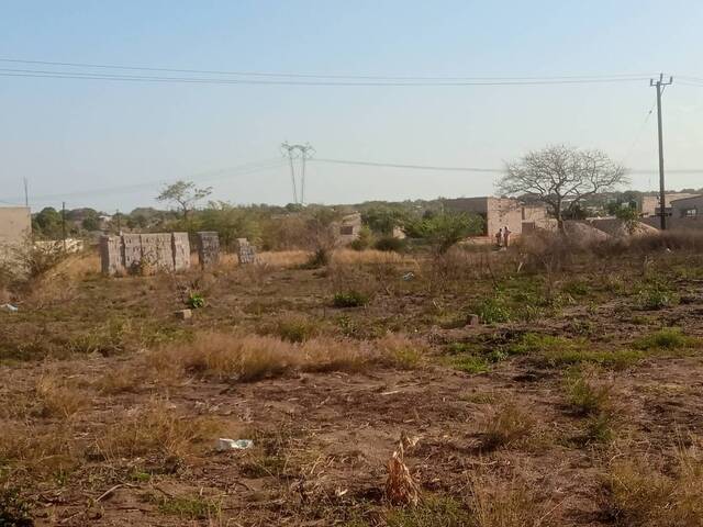 Terreno para Venda em Matola - 4